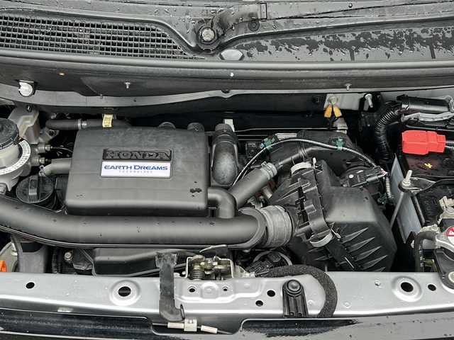 ホンダ Ｎ ＢＯＸ カスタム G EX ホンダセンシング 山口県 2019(令1)年 2.9万km ルナシルバーM 純正ディスプレイオーディオ　【WX-171C】/ワンセグTV/バックカメラ/アイドリングストップ/ビルトインETC/ドライブレコーダー/ホンダセンシング/・レーダークルーズコントロール/・衝突被害軽減システム/・誤発進抑制機能/・後方誤発進抑制機能/・車線維持システム/横滑り防止装置/スマートキー/プッシュスタート/コーナーセンサー/片側パワースライドドア/純正LEDヘッドライト/純正LEDフォグライト/オートライト/純正14インチアルミホイール