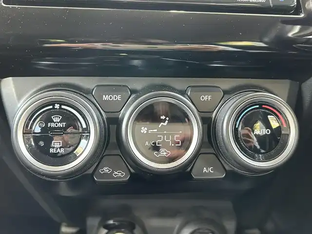 スズキ スイフト RS 群馬県 2020(令2)年 12.8万km プレミアムシルバーメタリック ワンオーナー/純正メモリナビ(KXM-E504W)/(CD/DVD/BT/フルセグTV)/バックカメラ/追従機能付きクルーズコントロール/シートヒーター/ビルトインETC/ステアリングスイッチ/車線逸脱抑制機能/純正フロアマット/スマートキー×２/保証書＆取説