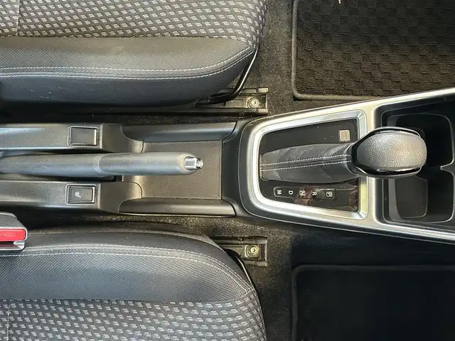 スズキ スイフト RS 群馬県 2020(令2)年 12.8万km プレミアムシルバーメタリック ワンオーナー/純正メモリナビ(KXM-E504W)/(CD/DVD/BT/フルセグTV)/バックカメラ/追従機能付きクルーズコントロール/シートヒーター/ビルトインETC/ステアリングスイッチ/車線逸脱抑制機能/純正フロアマット/スマートキー×２/保証書＆取説