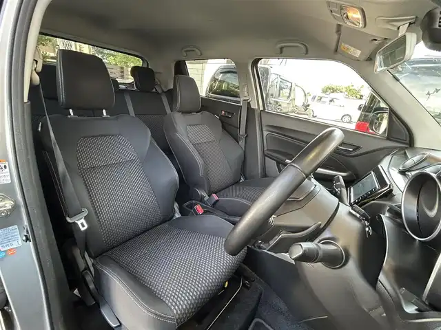 スズキ スイフト RS 群馬県 2020(令2)年 12.8万km プレミアムシルバーメタリック ワンオーナー/純正メモリナビ(KXM-E504W)/(CD/DVD/BT/フルセグTV)/バックカメラ/追従機能付きクルーズコントロール/シートヒーター/ビルトインETC/ステアリングスイッチ/車線逸脱抑制機能/純正フロアマット/スマートキー×２/保証書＆取説