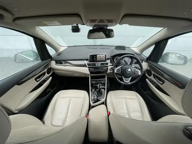 ＢＭＷ ２１８ｄ グランツアラー ラグジュアリー 千葉県 2020(令2)年 7.3万km サファイアブラックP 衝突軽減ブレーキ/純正８インチナビ/バックカメラ/ＥＴＣ/レザーシート/シートヒーター/純正１７インチアルミホイール/レーダークルーズコントロール/ＬＥＤヘッドライト/オートライト