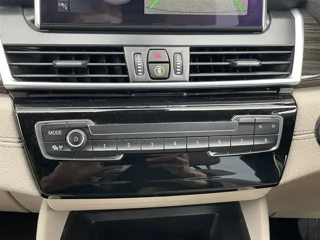 ＢＭＷ ２１８ｄ グランツアラー ラグジュアリー 千葉県 2020(令2)年 7.3万km サファイアブラックP 衝突軽減ブレーキ/純正８インチナビ/バックカメラ/ＥＴＣ/レザーシート/シートヒーター/純正１７インチアルミホイール/レーダークルーズコントロール/ＬＥＤヘッドライト/オートライト