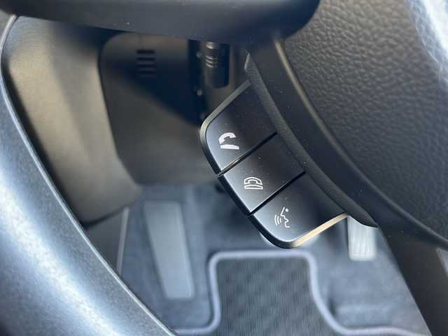 スズキ スイフト HYBRID MG 愛知県 2022(令4)年 2.6万km フレイムオレンジパールメタリック/ブラック2トーンルーフ 衝突軽減システム/SD８型ナビ/レーダークルーズコントロール/シートヒーター/フルセグ/CD/Bluetooth/バックカメラ/コーナーセンサー/純正アルミホイール/LEDヘッドライト/オートマチックハイビーム/ドライブレコーダー/ETC/ステアリングスイッチ/スマートキー/プッシュスタート