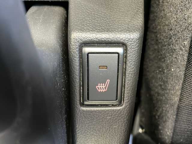 スズキ スイフト HYBRID MG 愛知県 2022(令4)年 2.6万km フレイムオレンジパールメタリック/ブラック2トーンルーフ 衝突軽減システム/SD８型ナビ/レーダークルーズコントロール/シートヒーター/フルセグ/CD/Bluetooth/バックカメラ/コーナーセンサー/純正アルミホイール/LEDヘッドライト/オートマチックハイビーム/ドライブレコーダー/ETC/ステアリングスイッチ/スマートキー/プッシュスタート