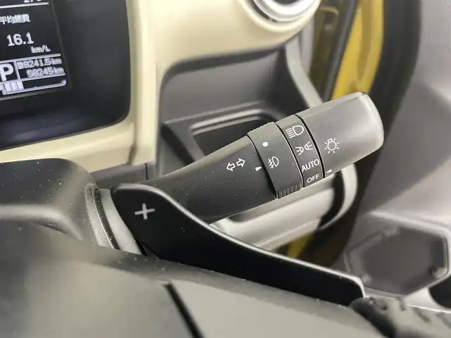 スズキ クロスビー HYBRID MZ 富山県 2019(令1)年 5.9万km ラッシュイエローメタリック/ブラック2トーンルーフ ワンオーナー/9インチ社外ナビ(AM/FM/BT/CD/DVD/HDMI)/フルセグTV/バックカメラ/クルーズコントロール/衝突軽減ブレーキ/レーンキープアシスト/横滑り防止装置/ターボチャージャー/前席シートヒーター/前後コーナーセンサー/LEDヘッドライト/ETC/純正エンジンスターター/純正AW/純正フロアマット/パドルシフト/社外AW付スタッドレスタイヤ車載/フォグランプ/取扱説明書/保証書