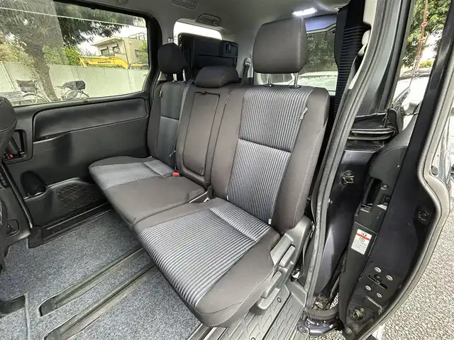 トヨタ ノア Si 東京都 2015(平27)年 4.2万km ダークバイオレットマイカメタリック ワンオーナー/純正9インチナビ/フルセグTV/DVD再生/bluetoothオーディオ/バックカメラ/両側パワースライドドア/純正ビルトインETC/前後ドライブレコーダー/LEDヘッドランプ/純正16インチAW/スマートキー×2/保証書/取扱説明書