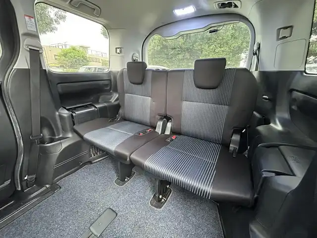トヨタ ノア Si 東京都 2015(平27)年 4.2万km ダークバイオレットマイカメタリック ワンオーナー/純正9インチナビ/フルセグTV/DVD再生/bluetoothオーディオ/バックカメラ/両側パワースライドドア/純正ビルトインETC/前後ドライブレコーダー/LEDヘッドランプ/純正16インチAW/スマートキー×2/保証書/取扱説明書