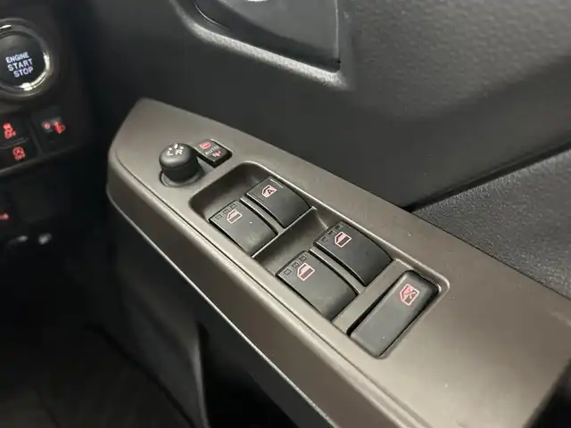 トヨタ ルーミー X 千葉県 2021(令3)年 1.2万km パールホワイトⅢ 禁煙車/トヨタセーフティセンス/片側電動ドア/純正メモリナビ/・型番：NSCN-W68/・CD/AUX/Bluetooth/ワンセグTV/・バックカメラ/純正フロアマット/純正ドアバイザー/純正ホイールキャップ/オートライト/・オートマチックハイビーム/・ハロゲンヘッドライト/・ヘッドライトレベライザー