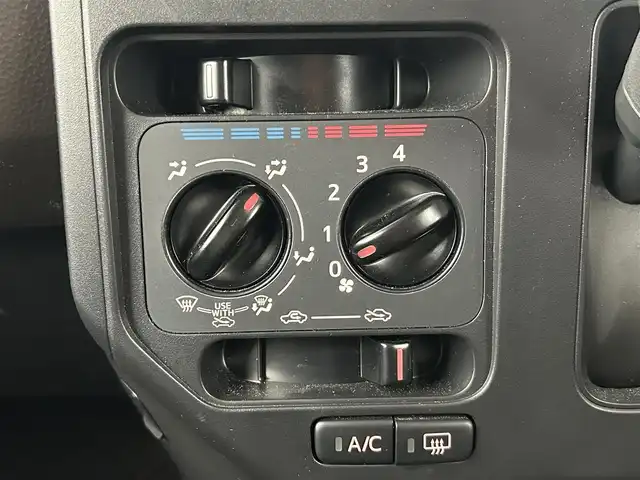 トヨタ ルーミー X 千葉県 2021(令3)年 1.2万km パールホワイトⅢ 禁煙車/トヨタセーフティセンス/片側電動ドア/純正メモリナビ/・型番：NSCN-W68/・CD/AUX/Bluetooth/ワンセグTV/・バックカメラ/純正フロアマット/純正ドアバイザー/純正ホイールキャップ/オートライト/・オートマチックハイビーム/・ハロゲンヘッドライト/・ヘッドライトレベライザー