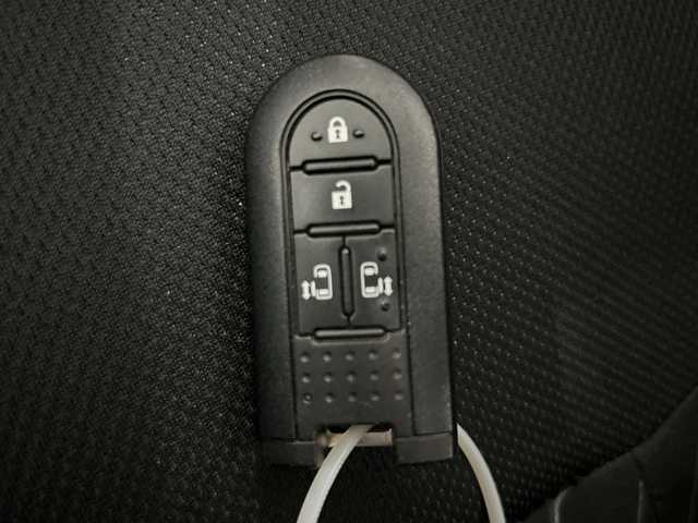 トヨタ ルーミー カスタムG－T 栃木県 2018(平30)年 6万km ブラックマイカ/マゼンダベリーメタリック 純正ナビ/（CD/DVD/Bluetooth/ワンセグTV）　/禁煙車　/両側パワースライドドア　/バックカメラ　/トヨタセーフティセンス　/プッシュスタート　/ＥＴＣ　/クルーズコントロール　/横滑り防止装置　/スマートキー　/プッシュスタート　/純正アルミホイール