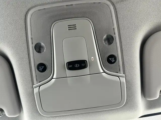 トヨタ プリウス ＰＨＶ S セーフティプラス 愛知県 2018(平30)年 8.6万km ホワイトパールクリスタルシャイン 純正9インチSDナビ/　　・CD/DVD/BT/フルセグ/バックカメラ/ビルトインETC/パーキングアシスト/プラグインハイブリッド/トヨタセーフティセンス/　　・レーンディバーチャーアラート/　　・プリクラッシュセーフティ/　　・レーダークルーズコントロール/　　・オートハイビーム/インテリジェントクリアランスソナー/ステアリングリモコン/ステアリングヒーター/フルフラットシート/LEDヘッドライト/フォグランプ/純正15インチホイールキャップ/取扱説明書/スマートキー