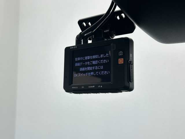 トヨタ ルーミー カスタムG 鹿児島県 2020(令2)年 6.5万km ブラックマイカメタリック 純正SDナビ/フルセグテレビ/両側パワースライドドア/純正14インチアルミホイール/ビルトインETC/コーナーセンサー/バックカメラ/スペアキー/純正フロアマット/クルーズコントロール/アイドリングストップ/LEDヘッドライト