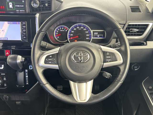 トヨタ ルーミー カスタムG 鹿児島県 2020(令2)年 6.5万km ブラックマイカメタリック 純正SDナビ/フルセグテレビ/両側パワースライドドア/純正14インチアルミホイール/ビルトインETC/コーナーセンサー/バックカメラ/スペアキー/純正フロアマット/クルーズコントロール/アイドリングストップ/LEDヘッドライト