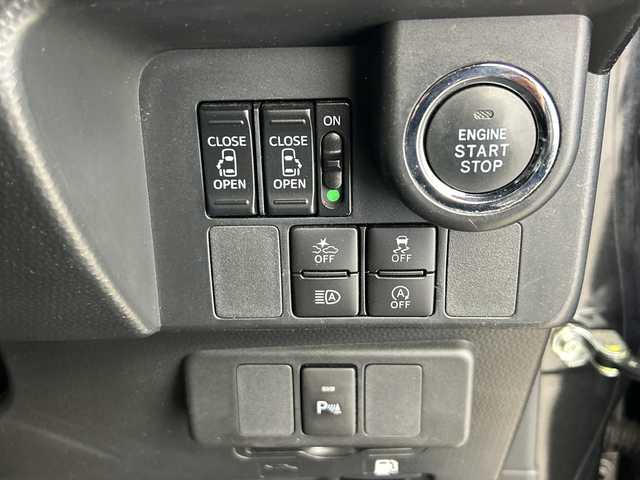 トヨタ ルーミー カスタムG 鹿児島県 2020(令2)年 6.5万km ブラックマイカメタリック 純正SDナビ/フルセグテレビ/両側パワースライドドア/純正14インチアルミホイール/ビルトインETC/コーナーセンサー/バックカメラ/スペアキー/純正フロアマット/クルーズコントロール/アイドリングストップ/LEDヘッドライト