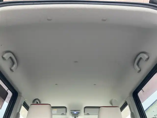 スズキ ラパン ショコラ X 静岡県 2013(平25)年 9.4万km シャンパンピンクPM エンジンスタートボタン/スマートキー/パワーステアリング/パワーウィンドウ/アイドリングストップ/オートエアコン/ETC/USB入力端子/ドライブレコーダー/ベンチシート/メモリナビ（CD.DVD.BT.ワンセグ）/純正フロアマット/ABS/盗難防止装置/オートライト/Wエアバック