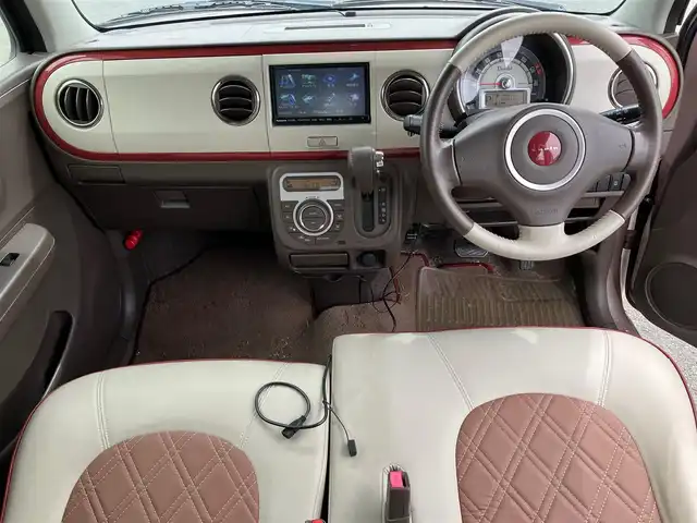 スズキ ラパン ショコラ X 静岡県 2013(平25)年 9.4万km シャンパンピンクPM エンジンスタートボタン/スマートキー/パワーステアリング/パワーウィンドウ/アイドリングストップ/オートエアコン/ETC/USB入力端子/ドライブレコーダー/ベンチシート/メモリナビ（CD.DVD.BT.ワンセグ）/純正フロアマット/ABS/盗難防止装置/オートライト/Wエアバック
