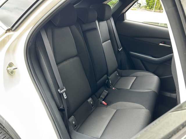 マツダ ＣＸ－３０ 20S プロアクティブツーリングセレ 静岡県 2020(令2)年 2.7万km スノーフレイクホワイトパールマイカ 【主要装備】/純正ナビ　/アラウンドビューモニター　/パワーバックドア　/ＥＴＣ　/ステアリングスイッチ　/プッシュスタート　/スマートキー　/クルーズコントロール　/シートヒーター　/コーナーセンサー　/ハンドルヒーター　/ドラレコ