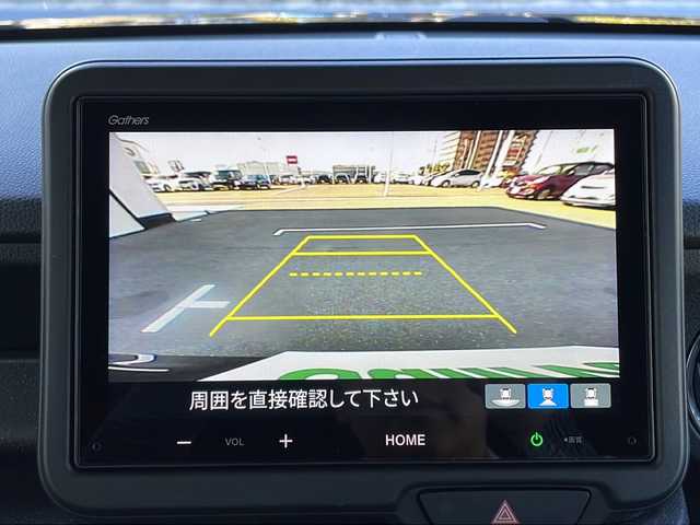 ホンダ Ｎ ＢＯＸ カスタム 山口県 2024(令6)年 0.3万km クリスタルブラックパール 純正ディスプレイオーディオ/・Bluetooth接続/・バックカメラ/ドライブレコーダー/Honda SENSING/・衝突軽減ブレーキ/・踏み間違い衝突軽減システム/・急アクセル抑制機能/・路外逸脱抑制機能/・歩行者事故低減ステアリング/・アダプティブクルーズコントロール/・車線維持支援システム/・先行車発進お知らせ機能/・標識認識機能/USB入力端子/純正フロアマット/スマートキー/プッシュスタート/スペアキー1本/シートヒーター/チップアップシート/片側パワースライドドア/純正LEDライト/純正14インチアルミホイール/ドアバイザー/保証書