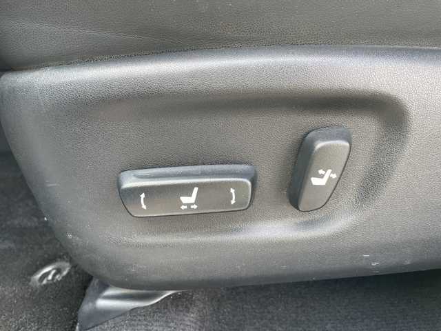 レクサス ＮＸ 300h Iパッケージ 石川県 2016(平28)年 8.8万km パール 純正ナビ　フルセグＴＶ　バックカメラ　ＬＥＤヘッドライト　ハンドルヒーター　パワーシート　スマートキー　ＥＴＣ　純正アルミホイール　クルーズコントロール　コーナーセンサー　保証書