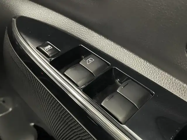 日産 デイズ ルークス ハイウェイスター Gターボ 岡山県 2018(平30)年 6.1万km チタニウムグレーメタリック 純正ナビ（MM318D-W）/・FM/AM/Bluetooth/フルセグ/CD/DVD/アラウンドビューモニター/両側パワースライドドア/エマージェンシーブレーキ/車線逸脱警報/オートハイビーム/クルーズコントロール/ETC/ドライブレコーダー/リアサーキュレーター/シートバックテーブル/後席サンシェイド/LEDヘッドライト/純正15インチアルミ/純正フロアマット