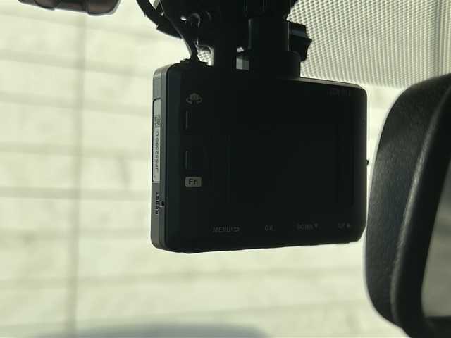 ホンダ Ｎ ＯＮＥ スタンダード ツアラー 埼玉県 2013(平25)年 13.4万km ミラノレッド 純正ナビ/CD/FM/AM/SD/AUX/ETC　/前後ドラレコ　/ワンオーナー　/皮シートカバー　/純正フロア　/TRC　/Pミラー　/プッシュスタート　/レーダー探知機/社外スタッドレス4本