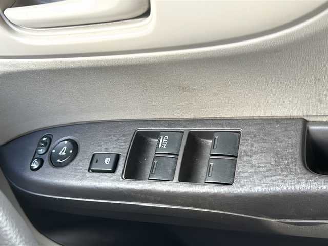 ホンダ Ｎ ＯＮＥ スタンダード ツアラー 埼玉県 2013(平25)年 13.4万km ミラノレッド 純正ナビ/CD/FM/AM/SD/AUX/ETC　/前後ドラレコ　/ワンオーナー　/皮シートカバー　/純正フロア　/TRC　/Pミラー　/プッシュスタート　/レーダー探知機/社外スタッドレス4本