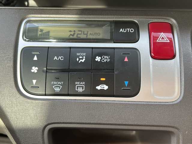 ホンダ Ｎ ＯＮＥ スタンダード ツアラー 埼玉県 2013(平25)年 13.4万km ミラノレッド 純正ナビ/CD/FM/AM/SD/AUX/ETC　/前後ドラレコ　/ワンオーナー　/皮シートカバー　/純正フロア　/TRC　/Pミラー　/プッシュスタート　/レーダー探知機/社外スタッドレス4本