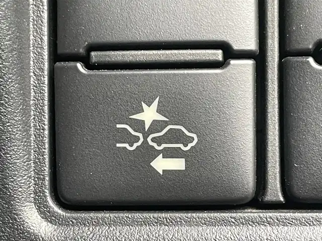 トヨタ ヴォクシー ZS 煌 福岡県 2018(平30)年 5.7万km ホワイトパールクリスタルシャイン トヨタセーフティセンス/両側パワースライドドア/クルーズコントロール/横滑り防止装置/ＬＥＤオートライト/オートハイビーム/フォグランプ/ビルトインＥＴＣ/純正アルミ/スマートキー/プッシュスタート