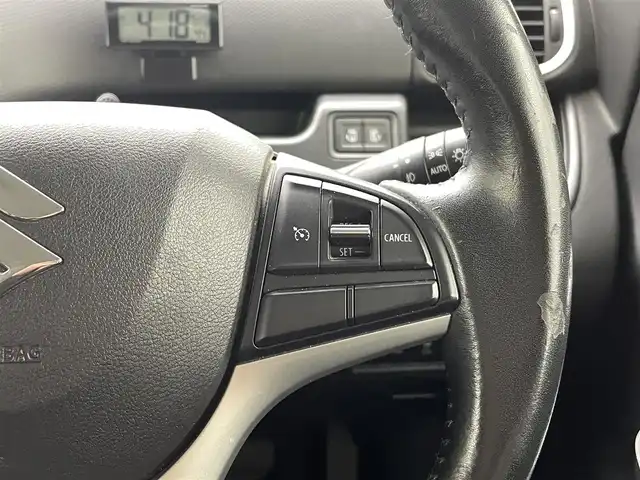 スズキ ソリオ バンディット HV MV Dカメラ ブレーキS 熊本県 2016(平28)年 6.4万km ピュアホワイトP ワンオーナー/純正8インチナビCN-RZ82/(CD/DVD/BT/フルセグ/USB)/バックカメラ/衝突軽減ブレーキ/レーンキープアシスト/両側パワースライドドア/運転席シートヒーター/クルーズコントロール/ビルトインETC/アイドリングストップ/横滑り防止/オートライト/フォグランプ/LEDヘッドライト/スマートキー/プッシュスタート/スペアキー1本/保証書