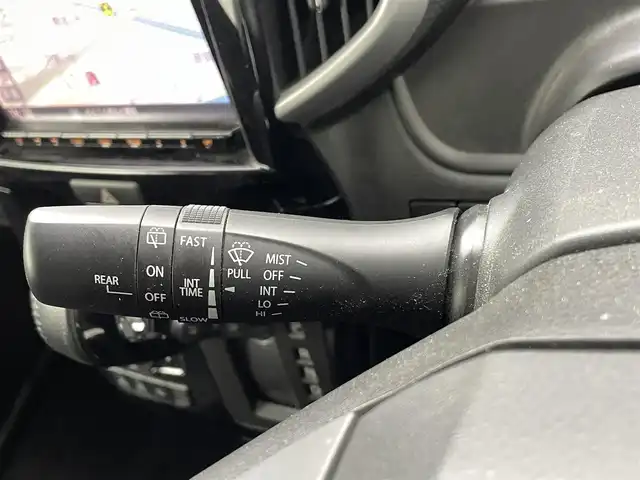 スズキ ソリオ バンディット HV MV Dカメラ ブレーキS 熊本県 2016(平28)年 6.4万km ピュアホワイトP ワンオーナー/純正8インチナビCN-RZ82/(CD/DVD/BT/フルセグ/USB)/バックカメラ/衝突軽減ブレーキ/レーンキープアシスト/両側パワースライドドア/運転席シートヒーター/クルーズコントロール/ビルトインETC/アイドリングストップ/横滑り防止/オートライト/フォグランプ/LEDヘッドライト/スマートキー/プッシュスタート/スペアキー1本/保証書