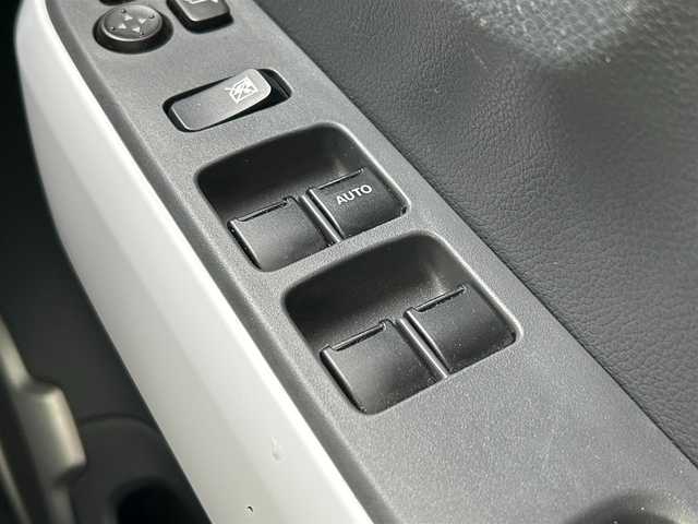 スズキ ハスラー X 滋賀県 2017(平29)年 8.5万km クールカーキPM ガソリン（ハイブリッド）/2WD(FF)/CVT/7インチ純正ナビ/(FM/AM/CD/DVD/フルセグ/Bluetooth/USB)/ETC/ドライブレコーダー/全方位モニター/バックカメラ/デュアルカメラブレーキサポート/踏み間違い防止アシスト	/レーンキープアシスト	/運転席・助手席シートヒーター/電動格納ミラー/アイドリングストップ/革巻きステアリング/ステアリングスイッチ/オートライト/キセノンライト/フロントフォグ/フルオートエアコン/プッシュスタート/スマートキー/スペアキー/ドアバイザー/純正フロアマット