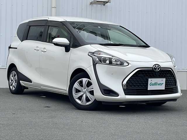トヨタ シエンタ G 三重県 2018(平30)年 1.5万km ホワイトパールクリスタルシャイン 純正ナビ(AM/FM/CD/TV/BT)/フルセグTV/全周囲カメラ/両側パワースライドドア/前方ドライブレコーダー/コーナーセンサー/USB給電ポート/革巻きステアリング/ビルトインETC/オートハイビーム/純正フロアマット/純正アルミホイールキャップ/スペアキー/電動格納ミラー/禁煙車
