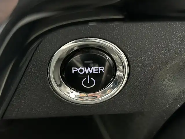ホンダ ステップワゴン スパーダ ハイブリッド G ホンダセンシング 鹿児島県 2018(平30)年 5.9万km プラチナホワイトパール 禁煙　/純正９インチナビ　/純正フリップダウンモニター　/バックカメラ　/両側パワースライドドア　/ホンダセンシング　/追従型クルーズコントロール　/前方ドライブレコーダー　/ビルトインＥＴＣ　/ＬＥＤヘッドライト/オートライト/フロアマット/オートブレーキホールド/革巻きステアリング/ステアリングリモコン