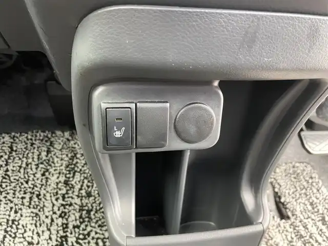 スズキ ハスラー G 富山県 2019(令1)年 3.1万km フェニックスレッドパール/ブルーイッシュブラックパール ４ＷＤ／/ワンオーナー／/純正８インチナビ／/フルセグＴＶ／/ＤＶＤ再生／/Ｂｌｕｅｔｏｏｔｈ／/バックカメラ／/革調シートカバー//運転席助手席シートヒーター／/ハーフレザーシート／/衝突軽減ブレーキ／/レーンディパーチャー／/ビルトインＥＴＣ//ドライブレコーダー//LEDオートライト/
