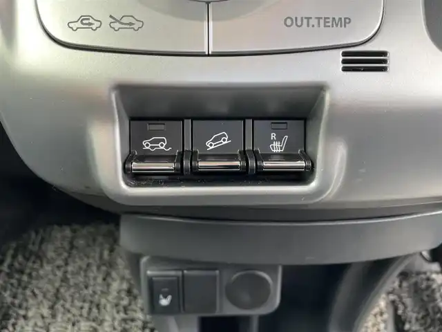 スズキ ハスラー G 富山県 2019(令1)年 3.1万km フェニックスレッドパール/ブルーイッシュブラックパール ４ＷＤ／/ワンオーナー／/純正８インチナビ／/フルセグＴＶ／/ＤＶＤ再生／/Ｂｌｕｅｔｏｏｔｈ／/バックカメラ／/革調シートカバー//運転席助手席シートヒーター／/ハーフレザーシート／/衝突軽減ブレーキ／/レーンディパーチャー／/ビルトインＥＴＣ//ドライブレコーダー//LEDオートライト/