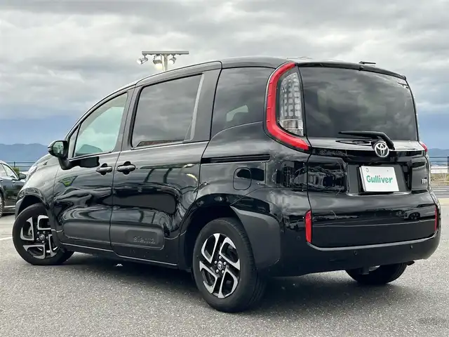 トヨタ シエンタ ハイブリッド Z 島根県 2023(令5)年 4.6万km ブラック 登録時走行距離45608km/ワンオーナー/保証証/取扱説明書/純正コネクティッドナビ/・フルセグTV/・Bluetooth接続/・FM/・Miracast/メーカーオプションCD/DVDデッキ/ToyotaSafetySense/・プリクラッシュセーフティ/・レーントレーシングアシスト/・レーンディパーチャーアラート/・レーダークルーズコントロール/・アダプティブハイビームシステム/・ロードサインアシスト/・プロアクティブドライビングアシスト/・ブラインドスポットモニター/・ドライバー異常時対応システム/・発進遅れ告知機能/アラウンドビューモニター/ビルトインETC/両側パワースライドドア/3列シート/前席シートヒーター/ハンドルヒーター/純正15インチアルミ/スマートキー/スペアキー