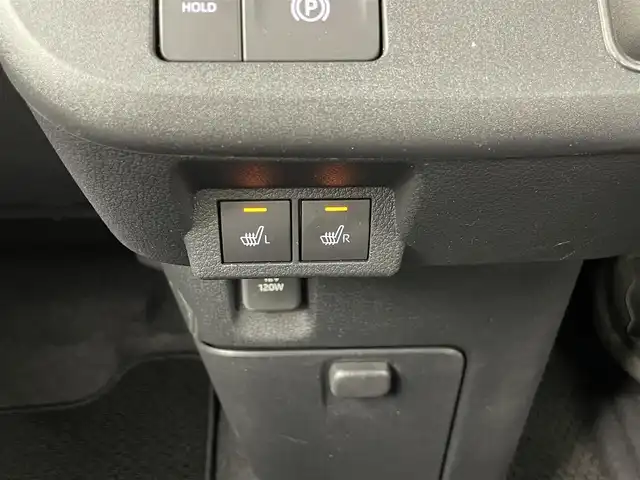ダイハツ ムーヴ キャンバス ストライプス G 埼玉県 2024(令6)年 0.7万km シャイニングホワイトパール/スムーズグレーマイカメタリック 社外７インチナビ/全方位カメラ/クルーズコントロール/シートヒーター/衝突軽減システム/両側パワースライドドア/パーキングブレーキ/パーキングセンサー/ステアリングリモコン/社外フロアマット/スマートキー