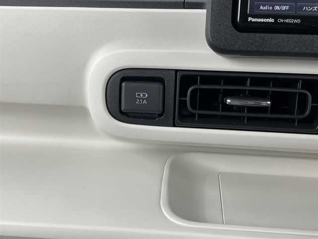 ダイハツ ムーヴ キャンバス ストライプス G 埼玉県 2024(令6)年 0.7万km シャイニングホワイトパール/スムーズグレーマイカメタリック 社外７インチナビ/全方位カメラ/クルーズコントロール/シートヒーター/衝突軽減システム/両側パワースライドドア/パーキングブレーキ/パーキングセンサー/ステアリングリモコン/社外フロアマット/スマートキー