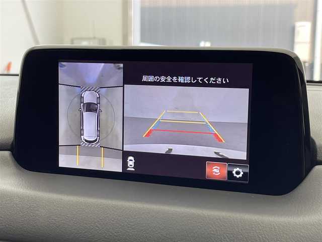 マツダ ＣＸ－８ XD Lパッケージ 滋賀県 2018(平30)年 6.9万km スノーフレイクホワイトパールマイカ 禁煙車/純正ナビ/CD.DVD.Bluetooth.フルセグ/全方位カメラ/衝突軽減ブレーキ/レーダークルーズコントロール/クリアランスソナー/ビルトインETC/オートライト/LEDヘッドライト/レザーシート/1.2列目シートヒーター/前席パワーシート/電動リアゲート/ヘッドアップディスプレイ/電子パーキング/オートブレーキホールド/BOSEサウンド