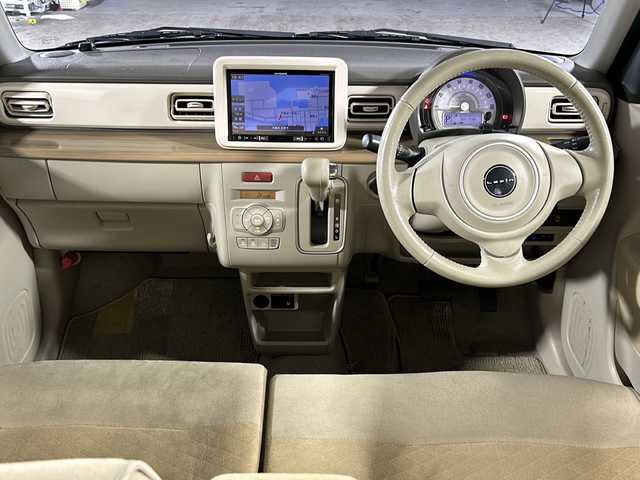 スズキ ラパン X 沖縄県 2016(平28)年 8.5万km シフォンアイボリーメタリック 禁煙車　/県外仕入れ　/８インチ社外ナビ/【ＣＤ／ＤＶＤ／フルセグＴＶ／ＢＴ】　/ＥＴＣ　/Ｄ席シートヒーター/横滑り防止装置　/衝突被害軽減システム/１４インチ純正アルミ　/オートライト　　/スマートキー