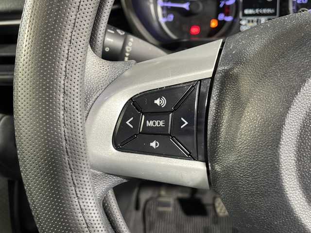 ダイハツ ムーヴ カスタム X ハイパー SAⅡ 沖縄県 2017(平29)年 7.2万km ナイトシャドーパープルクリスタルM 禁煙車　/県外仕入　/純正ナビ（フルセグＴＶ／ＣＤ／ＤＶＤ／Ｂｌｕｅｔｏｏｔｈ）　/バックカメラ　/スマートアシストII　/ハーフレザーシート　/衝突被害軽減ブレーキ　/車線逸脱警報　/アイドリングストップ　/ＥＴＣ/ステアリングスイッチ/LEDヘッドライト/スマートキー/純正アルミホール