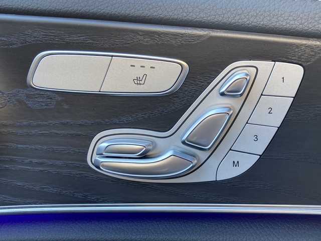 メルセデス・ベンツ Ｍ・ベンツ Ｅ２２０ｄ ステーションワゴン スポーツ 岐阜県 2021(令3)年 1.5万km ダイヤモンドホワイト アクティブブレーキアシスト/道路標識アシスト/アクティブレーンキーピングアシスト/レーンチェンジアシスト/ブラインドスポットアシスト/アテンションアシスト/アクティブステアリングアシスト/インテリジェントライトシステム/ロケイターライティング/アンビエントライト/シートキネクティ/ヘッドアップディスプレイ/エレクトロニックスタビリティプログラム/アダプティブクルーズコントロール/ベンツナビゲーションシステム/フルセグTV/Bluetooth/アラウンドビューモニター/ビルトインETC/純正ドライブレコーダー/パワーバックドア/パドルシフト/全席シートヒーター/前席パワーシート/前席シートメモリー/黒革シート/LEDヘッドライト/オートマチックハイビーム/保証書/取扱説明書/スペアキー