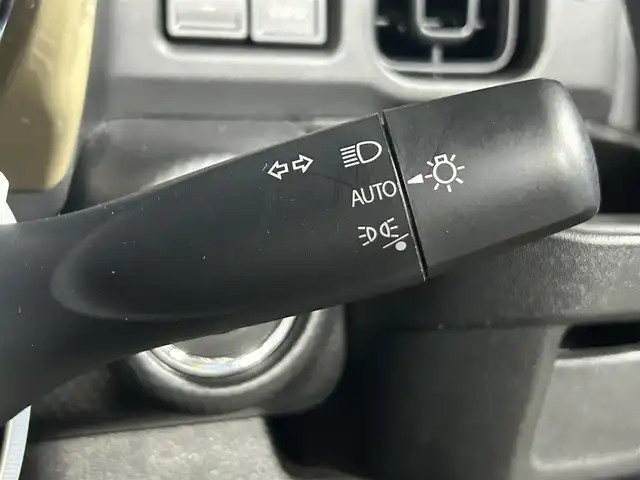 スズキ ハスラー HYBRID G 広島県 2024(令6)年 0.6万km ピュアホワイトP 社外メモリナビ/CD/BT/ワンセグTV/スズキセーフティーサポート/・デュアルセンサーブレーキサポート/・ハイビームアシスト/・車線逸脱警報機能/・誤発進抑制機能/・ふらつき警報機能/・先行車発進お知らせ機能/・後退時ブレーキサポート/・後方誤発進抑制機能/・標識認識機能/レーダークルーズコントロール/スマートキー/プッシュスタート/シートヒーター/ETC/LEDヘッドライト/オートライト/純正フロアマット