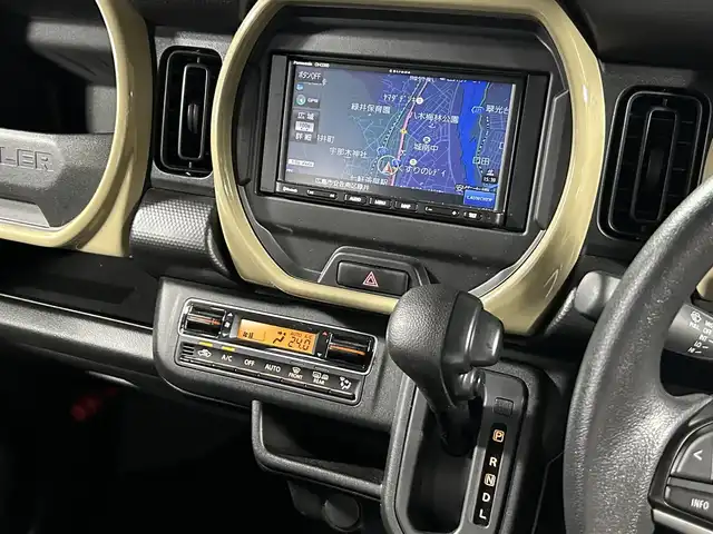 スズキ ハスラー HYBRID G 広島県 2024(令6)年 0.6万km ピュアホワイトP 社外メモリナビ/CD/BT/ワンセグTV/スズキセーフティーサポート/・デュアルセンサーブレーキサポート/・ハイビームアシスト/・車線逸脱警報機能/・誤発進抑制機能/・ふらつき警報機能/・先行車発進お知らせ機能/・後退時ブレーキサポート/・後方誤発進抑制機能/・標識認識機能/レーダークルーズコントロール/スマートキー/プッシュスタート/シートヒーター/ETC/LEDヘッドライト/オートライト/純正フロアマット