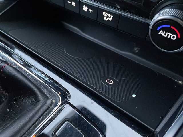 マツダ ＣＸ－８ XD ブラックトーンエディション 徳島県 2022(令4)年 6.1万km マシーングレープレミアムM 純正ナビ/（ラジオ/BT/フルセグ/USB）/全方位カメラ/追従式クルーズコントロール/パーキングアシスト/ターボ/ブラインドスポットモニター/ステアリングヒーター/D・N席シートヒーター/D・N席パワーシート/LEDヘッドライト/ETC/アイドリングストップ/純正19インチアルミホイール