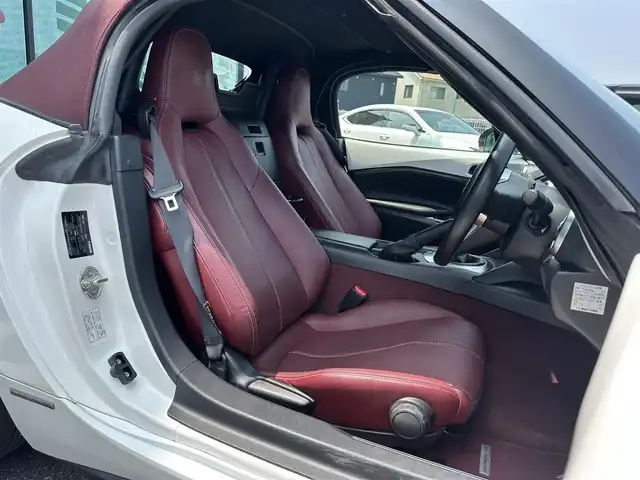 マツダ ロードスター 100周年特別記念車 島根県 2020(令2)年 7.6万km スノーフレイクホワイトパールマイカ ６MT/100周年特別記念車/純正SDナビ/(AM/FM/CD/DVD/Bluetooth/USB)/フルセグテレビ/BOSEサウンド/レザーシート/D/N席シートヒーター/クルーズコントロール/衝突軽減ブレーキ/レーンキープアシスト/ブラインドスポットモニター/リアパーキングセンサー/ドライブレコーダー/ビルトインETC/ステアリングスイッチ/純正１６アルミホイール/プッシュスタート/スマートキー/スペアキー×1/取扱説明書/保証書