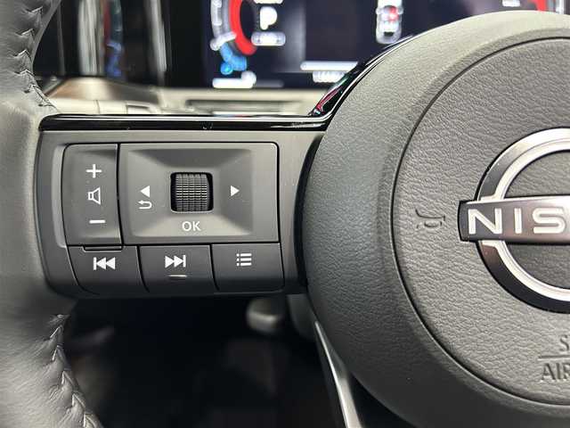 日産 オーラ G 鹿児島県 2024(令6)年 1.4万km オーロラフレアブルーパール 純正ナビ/(フルセグ/HDMI)/デジタルインナーミラー/ビルトインETC2.0/全方位カメラ/電動パーキングブレーキ/オートブレーキホールド/革巻きステアリング/ステアリングリモコン/LEDヘッドライト/フロントフォグランプ/BOSEパーソナルプラスサウンドシステム/インテリジェント エマージェンシーブレーキ/踏み間違い衝突防止アシスト/標識検知機能（進入禁止標識検知、最高速度標識検知、一時停止標識検知）/インテリジェント FCW（前方衝突予測警報）/LDW（車線逸脱警報）/インテリジェント DA（ふらつき警報）/インテリジェント LI （車線逸脱防止支援システム）/フロント&バックソナー/エマージェンシーストップシグナル/インテリジェント BSI（後側方衝突防止支援システム）/BSW（後側方車両検知警報）/RCTA（後退時車両検知警報）/車両接近通報装置