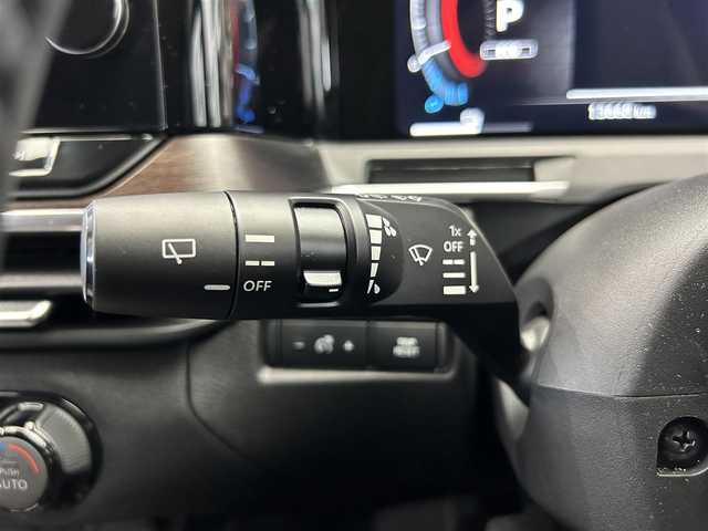 日産 オーラ G 鹿児島県 2024(令6)年 1.4万km オーロラフレアブルーパール 純正ナビ/(フルセグ/HDMI)/デジタルインナーミラー/ビルトインETC2.0/全方位カメラ/電動パーキングブレーキ/オートブレーキホールド/革巻きステアリング/ステアリングリモコン/LEDヘッドライト/フロントフォグランプ/BOSEパーソナルプラスサウンドシステム/インテリジェント エマージェンシーブレーキ/踏み間違い衝突防止アシスト/標識検知機能（進入禁止標識検知、最高速度標識検知、一時停止標識検知）/インテリジェント FCW（前方衝突予測警報）/LDW（車線逸脱警報）/インテリジェント DA（ふらつき警報）/インテリジェント LI （車線逸脱防止支援システム）/フロント&バックソナー/エマージェンシーストップシグナル/インテリジェント BSI（後側方衝突防止支援システム）/BSW（後側方車両検知警報）/RCTA（後退時車両検知警報）/車両接近通報装置