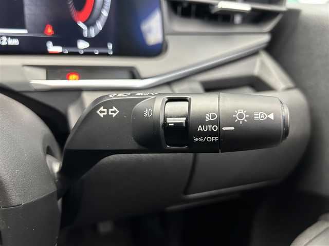 日産 オーラ G 鹿児島県 2024(令6)年 1.4万km オーロラフレアブルーパール 純正ナビ/(フルセグ/HDMI)/デジタルインナーミラー/ビルトインETC2.0/全方位カメラ/電動パーキングブレーキ/オートブレーキホールド/革巻きステアリング/ステアリングリモコン/LEDヘッドライト/フロントフォグランプ/BOSEパーソナルプラスサウンドシステム/インテリジェント エマージェンシーブレーキ/踏み間違い衝突防止アシスト/標識検知機能（進入禁止標識検知、最高速度標識検知、一時停止標識検知）/インテリジェント FCW（前方衝突予測警報）/LDW（車線逸脱警報）/インテリジェント DA（ふらつき警報）/インテリジェント LI （車線逸脱防止支援システム）/フロント&バックソナー/エマージェンシーストップシグナル/インテリジェント BSI（後側方衝突防止支援システム）/BSW（後側方車両検知警報）/RCTA（後退時車両検知警報）/車両接近通報装置