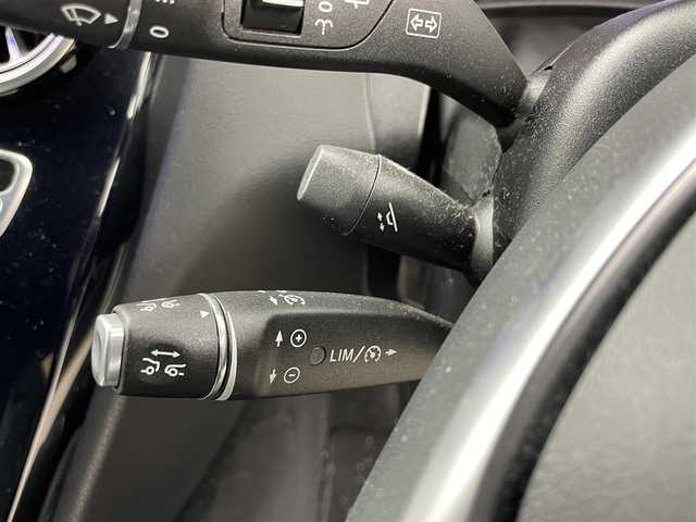 メルセデス・ベンツ Ｃ１８０ ステーションW ローレウスED 香川県 2017(平29)年 7.2万km パール サンルーフ/純正ナビ/【Bluetooth/CD/DVD】/ブルメスターオーディオ/バックカメラ/USB接続/パドルシフト/前席パワーシート/シートメモリー/ブラインドスポットモニター/ETC